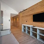 Aparthotel Freddie 4*