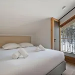Freddie Aparthotel