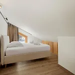 Freddie Aparthotel