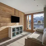 Freddie Aparthotel