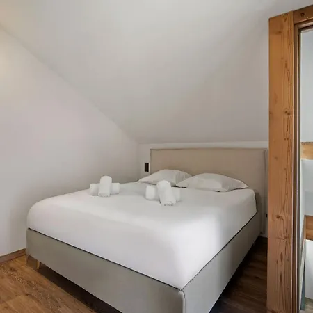 Aparthotel Freddie 4*