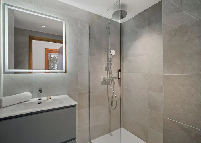 Freddie Aparthotel 4*
